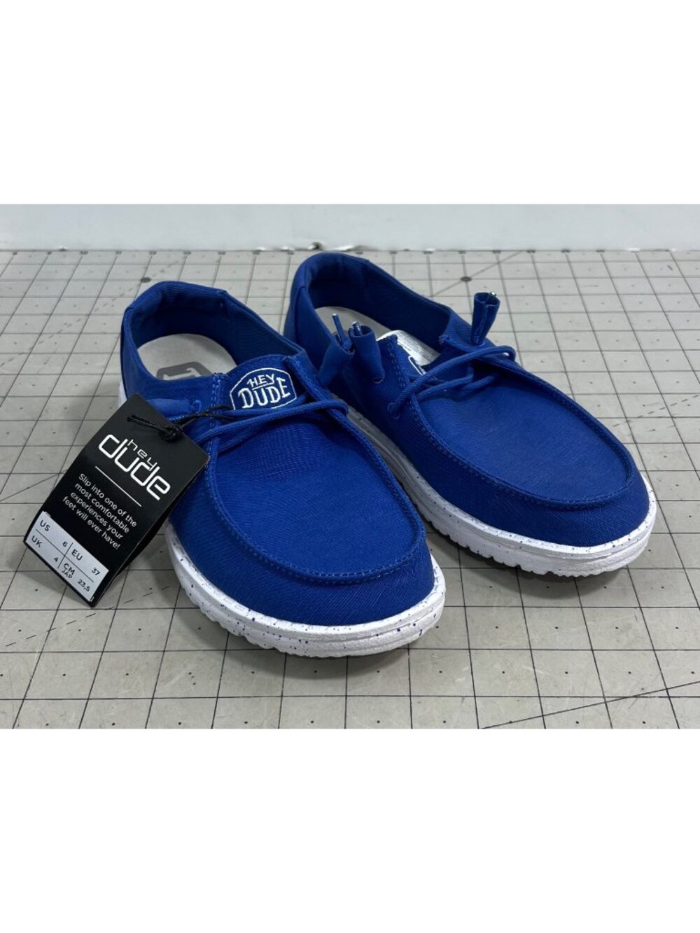 Hey Dude Women's Wendy Slub Canvas Casual Shoes True Blue Sz. 6 New - Picture 1 of 7